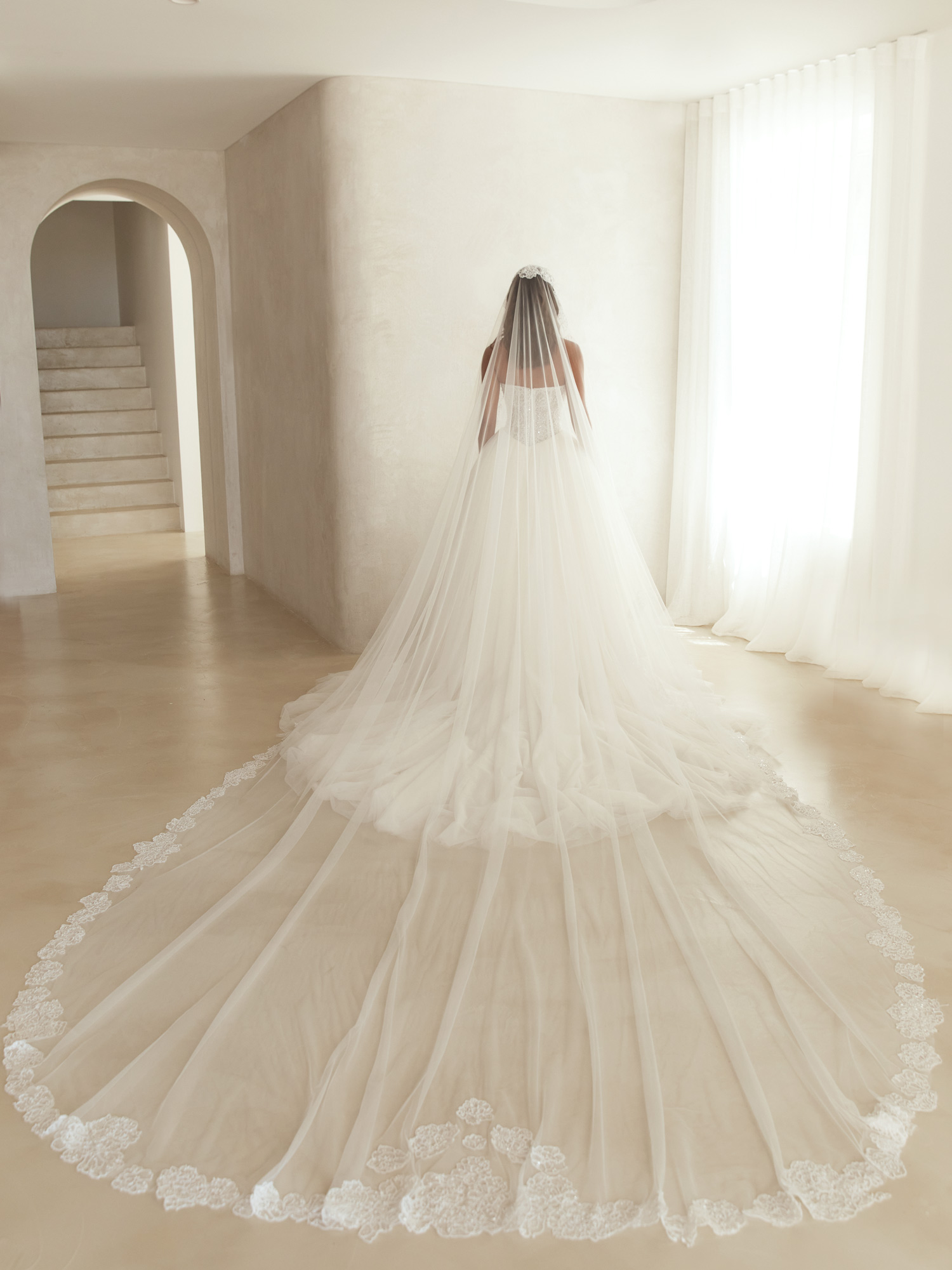 Belinda Veil 01